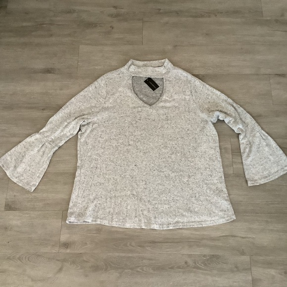 Lane Bryant Gray Asymmetrical 3/4 Sleeve Blouse - Picture 1 of 4